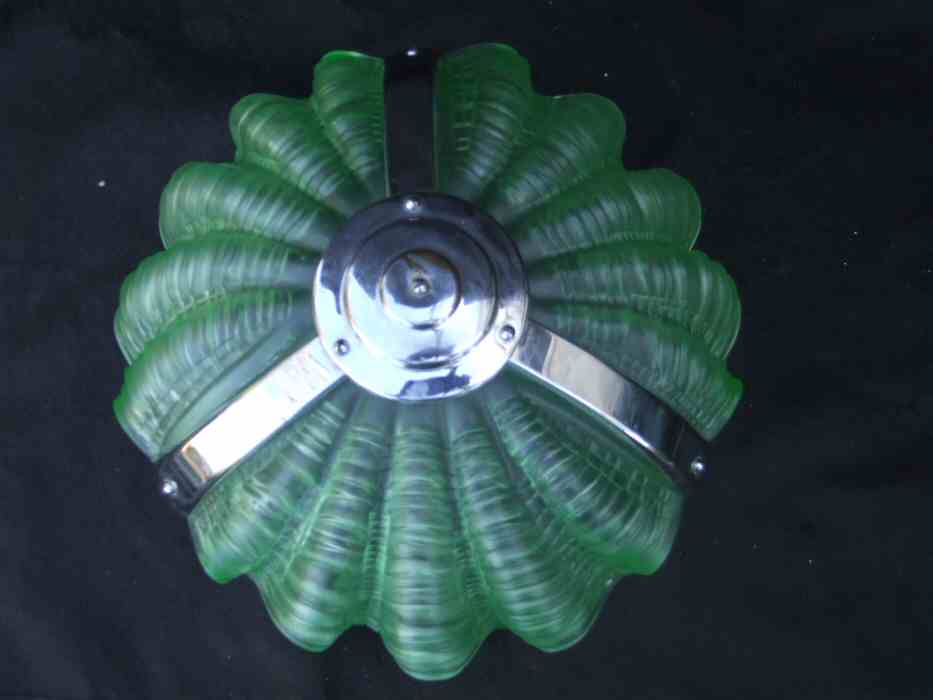 Emerald Green Art Deco Shell Ceiling Light